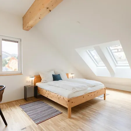 Haus Weigt - Gruene Apartmán *