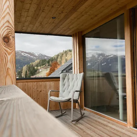 Haus Weigt - Gruene Apartmán